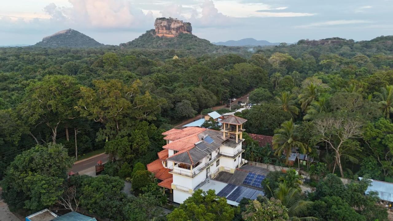 Sigiriya Summer Resort エクステリア 写真